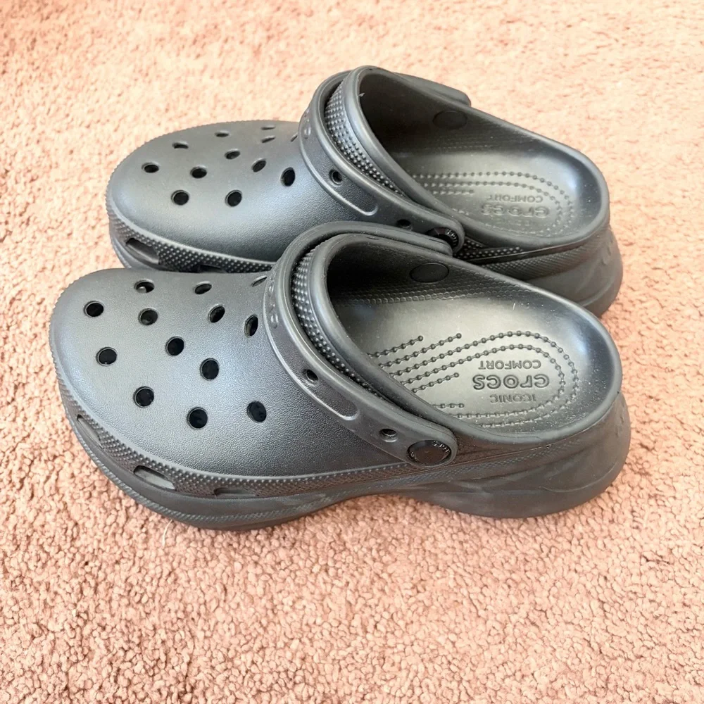 Crocs Iconic Comfort Black Platform Classic Crush Clogs Size 6 - Picture 5 of 6